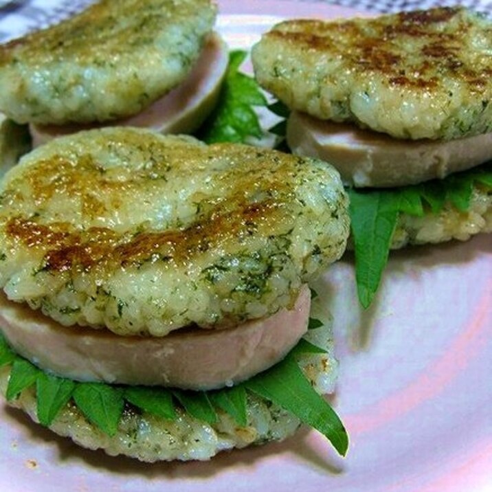残りご飯と鶏ハムでお弁当ランチにライスバーガー レシピ 作り方 By はなまる子 楽天レシピ